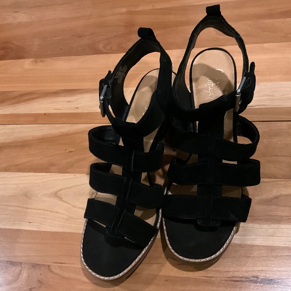 Crown Vintage Prilinda platform leather sandals with heels, size 9.5/41 - Picture 2 of 8
